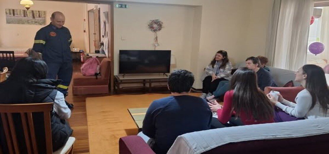Εκπαίδευση από την Πυροσβεστική για την Αντιμετώπιση Εκτάκτων Καταστάσεων